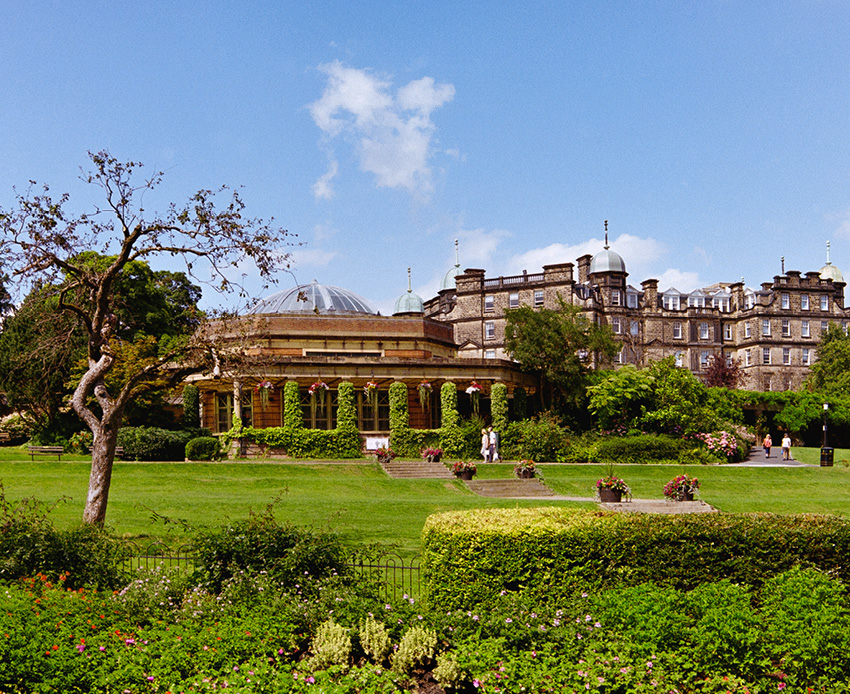 Yorkshire Cruise, Cream Tea & Chocolates - Coach holiday destination image